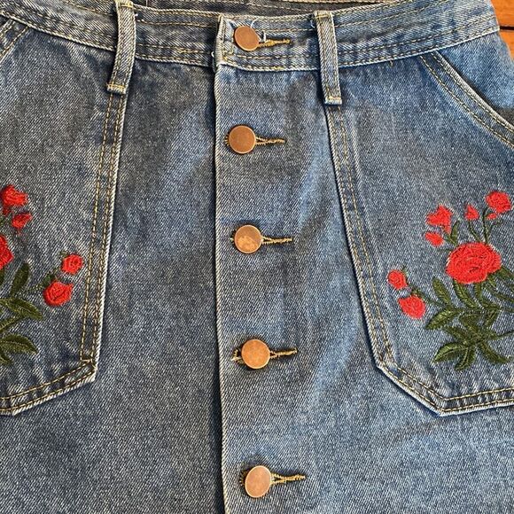 Denim Button Front Embroidered Jean Skirt Size S - Picture 3 of 8